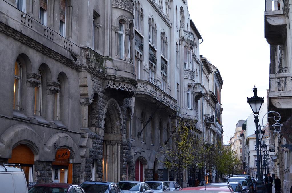 Budapest Central Apartments - Veres Palne Bagian luar foto